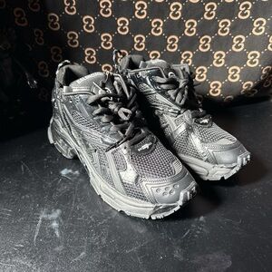 Black Balenciaga Runner